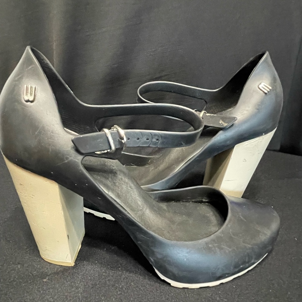 Melissa Black and Cream Heels